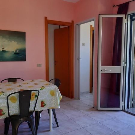 Casa Vacanze "La Caldosa" باديسي الغرفة الصورة